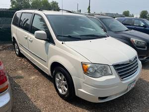 2010 Chrysler Town & Country Touring