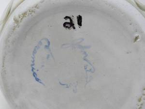 lot 5 image: Grannys lemonade pitcher--vintage Johnson Bros. Pottery