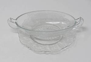 lot 10 image: Etched glass set