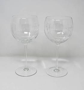 lot 13 image: Barware