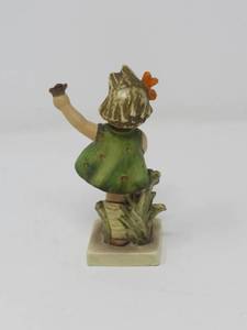 lot 33 image: vintage Spring Cheer Hummel figure