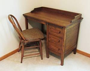 lot 61 image: Wood desk and chair with pillow