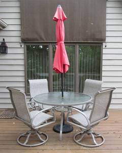 lot 130 image: Patio table and chairs with Umbrella