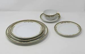 lot 216 image: Noritake Bancroft China, circa 1921