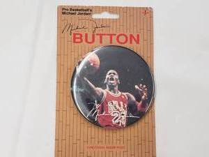 lot 9 image: Michael Jordan Button