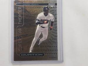 lot 68 image: Barry Bonds 2000 Upper Deck Superstar Theater No. ST19