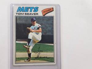 lot 109 image: Tom Seaver 1977 Topps No. 150