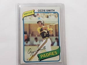 lot 111 image: Ozzie Smith 1980 Topps No. 393