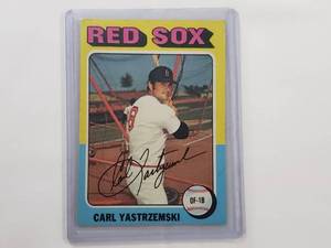 lot 115 image: Carl Yastrzemski 1975 Topps No. 280