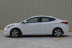 lot 1 image: 2013 Hyundai Elantra GLS