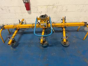 lot 2 image: ANVER Vacuum Lifter