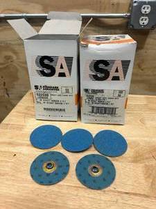 lot 62 image: STANDARD ABRASIVES Lot of 2 Boxes of- 3 SOCATT NORZON 2 PLY- 50 per box