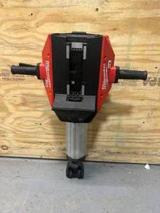 lot 8 image: MILWAUKEE MX FUEL Li-Ion Cordless 1-18 in. Breaker Hammer (Tool Only)