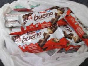 12 Kinder Bueno...