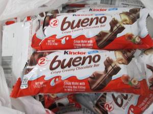 12 Kinder Bueno...