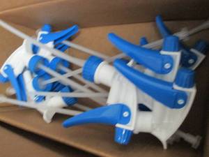 3-12 ct Boxes Spray Triggers for 32...