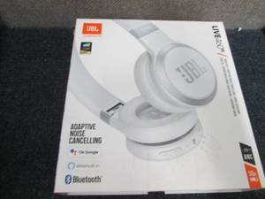 JBL Live 460NC Wireless Noise-Cance...