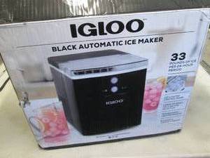 Igloo 33-Lb. Ice Maker - Black open...