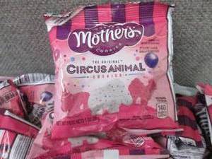 24- 1 oz pks Mothers Circus Animal ...