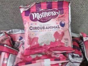 24- 1 oz pks Mothers Circus Animal ...