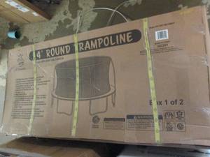 14 foot round trampoline no netting...