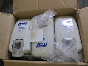 case of 6 purell dispensers...