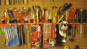 lot 38 image: Wall Storage for screwdrivers full ...