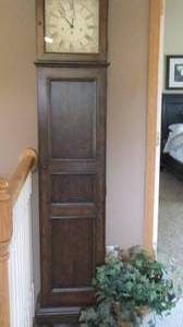lot 105 image: Ethan Allen Clock with storage
