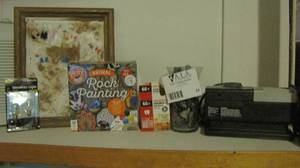 lot 24 image: Small electric air compressor, rock...