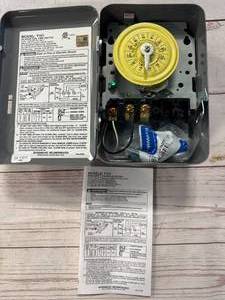 lot 34 image: Intermatic T101 24 Hour Mechanical Timer Switch