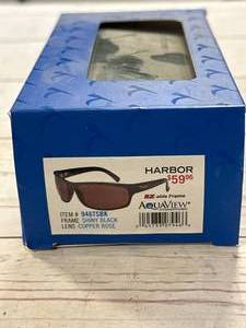 lot 70 image: New Aquaview Typhoon Polarized Sunglasses