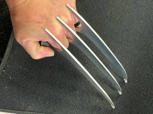 lot 74 image: Wolverine Metal Claws 11 Inches Long