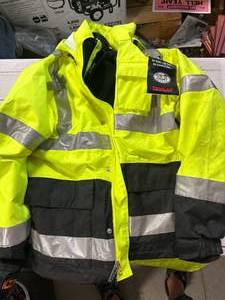 lot 82 image: Tingley Hi-Vis Waterproof Insulated Jacket