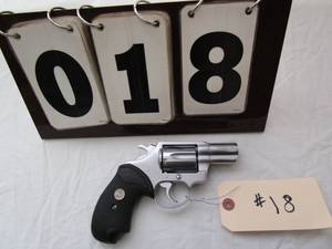 lot 18 image: Colt Detective .38 Special Revolver