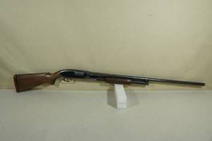 lot 18 image: 1952 Winchester Model 12 32 Heavy Duck 12 Gauge Pump Shotgun