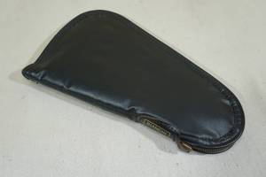 lot 88 image: Bianchi Soft Handgun Case
