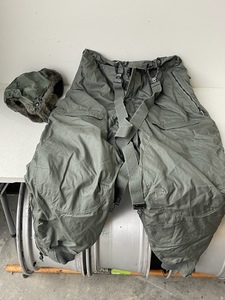 Insulated Military Bibs and Hat