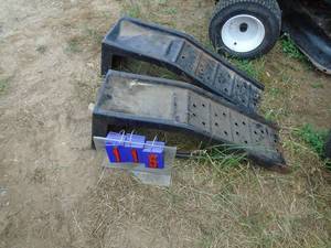 lot 115 image: Used car ramps. As shown.