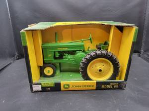 lot 723 image: ERTL John Deere 60 Tractor Diecast Model in Box