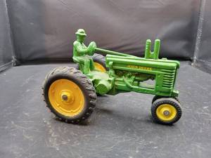 lot 766 image: 1940s ARCADE  ERTL John Deere Tractor with Driver - Approx. 116 Scale - Cast Aluminum