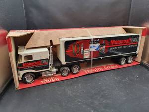 lot 783 image: NYLINT Cabover Semi-Truck and Trailer - FORD Motorcraft in Box