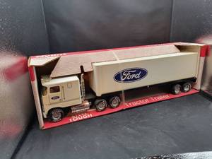 lot 784 image: NYLINT Cabover Semi-Truck and Trailer - FORD in Box