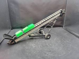 lot 826 image: Bale Elevator - 116 Scale