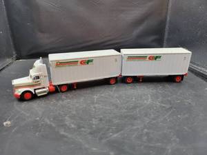 lot 851 image: TONKA CF Semi-Truck with Tandem Trailers