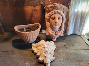 lot 273 image: (2) Ceramic Planters and Fountain Head