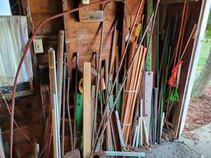 lot 281 image: Large Lot of Steel and More in the Corner