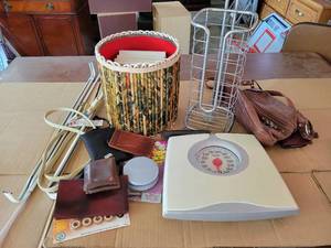 lot 332 image: Wallets, Trash Bin, TP Holder, Bathroom Scale, Extension Cord and More