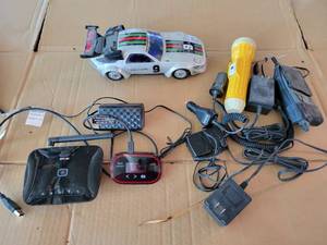 lot 333 image: Verizon JetPack System and Assorted Electronics