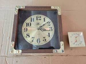 lot 339 image: Pioneer Seed Wall Clock and Taylor Humidiguide