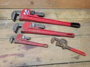 lot 507 image: Pipe Wrenches - Up to 18